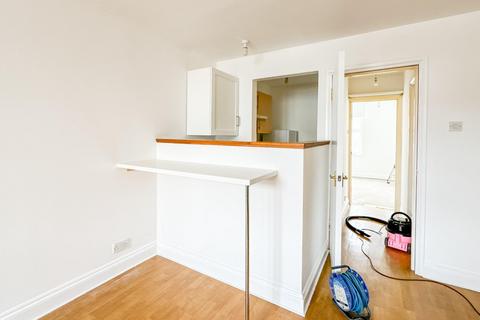 1 bedroom flat to rent, West Street, Bedminster, Bristol, BS3