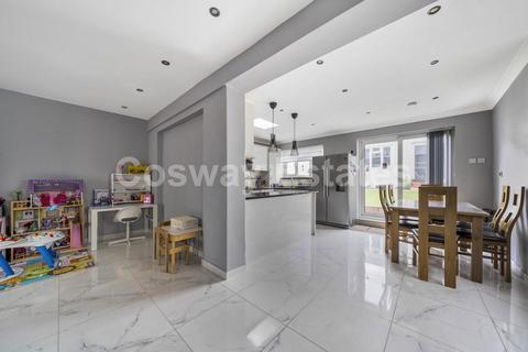 5 bedroom house for sale, Fairmead Crescent, Edgware