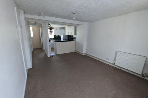 1 bedroom apartment to rent, Carisbrooke Road, Newport, Isle of Wight