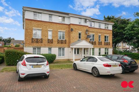 2 bedroom flat for sale, Bancroft Chase, Hornchurch RM12