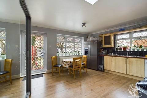 37 Dewey Road, Dagenham, RM10 8AP