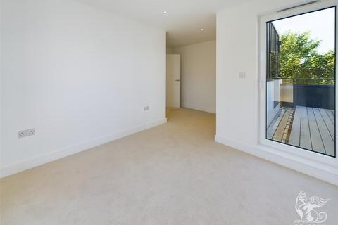 2 bedroom apartment for sale, Hillmount Court, St. Marys Lane, Upminster