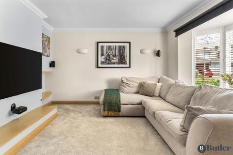 20 Burns Close, Stevenage, SG2 0JN