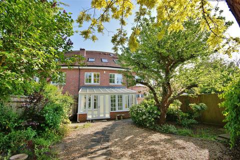 4 bedroom detached house to rent, Russet House 2 Orchard Mews Oakdene Road Cobham Surrey
