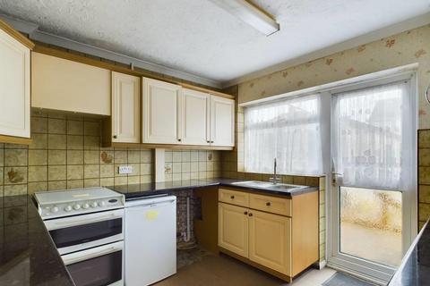 4 Lakefields Close, Rainham, RM13 9SL