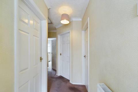 4 Lakefields Close, Rainham, RM13 9SL