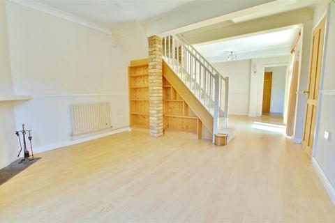 3 bedroom house to rent, Conger Lane, Holywell, St. Ives