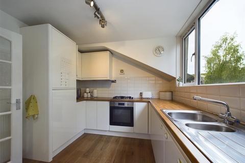 14a St. Magdalenes Road, Perth, PH2 0BN