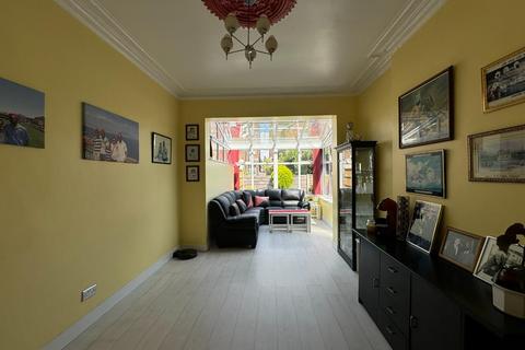 6 bedroom end of terrace house for sale, Keppel Road, Chorlton