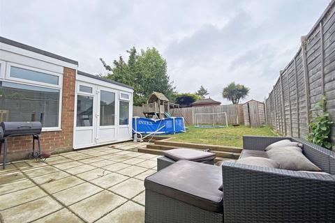4 bedroom semi-detached house for sale, Falmouth Road, Old Springfield, Chelmsford