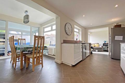 4 bedroom semi-detached house for sale, Falmouth Road, Old Springfield, Chelmsford
