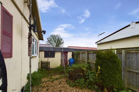 2 bedroom park home for sale, Seahaven Springs, Mablethorpe LN12