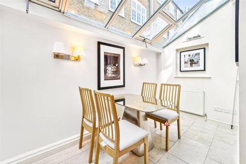 3 bedroom terraced house to rent, Adams Row, London, W1K