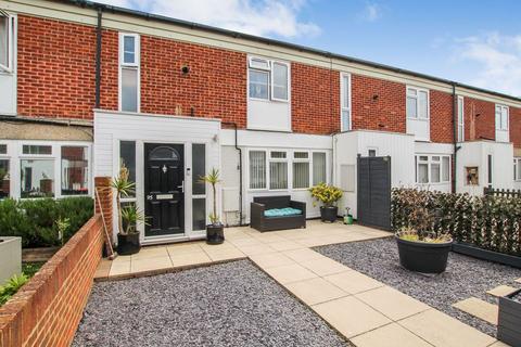 3 bedroom terraced house for sale, Lucerne Drive, Whitstable