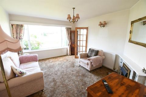 4 bedroom semi-detached house for sale, Leighton Close, Leamington Spa