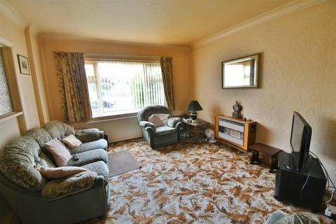 4 bedroom detached house for sale, Borrowdale Drive, Leamington Spa