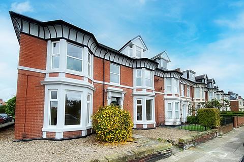 2 bedroom apartment for sale, Cleveland Road, North Shields