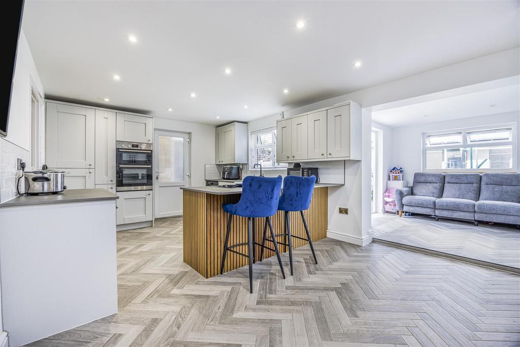 81 Mitchell Road, Bedhampton-Portico Marketing-Sara