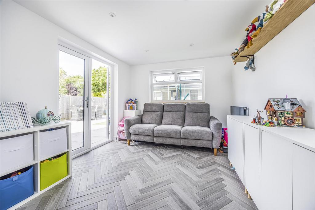 81 Mitchell Road, Bedhampton-Portico Marketing-Sara
