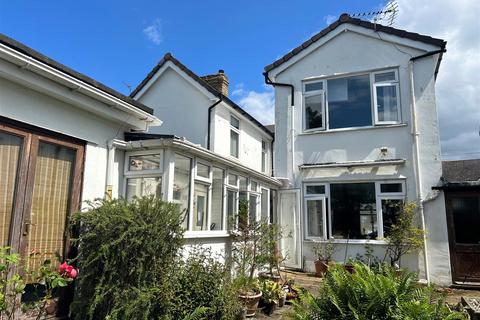 98 Lion Road, Bexleyheath, DA6 8PQ