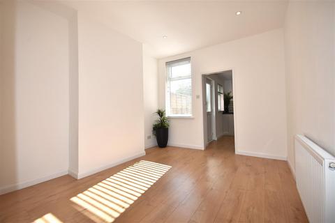 2 bedroom terraced house for sale, Bowbridge Road, Newark