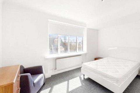 2 bedroom apartment to rent, Warren Court, Euston Road, London, NW1