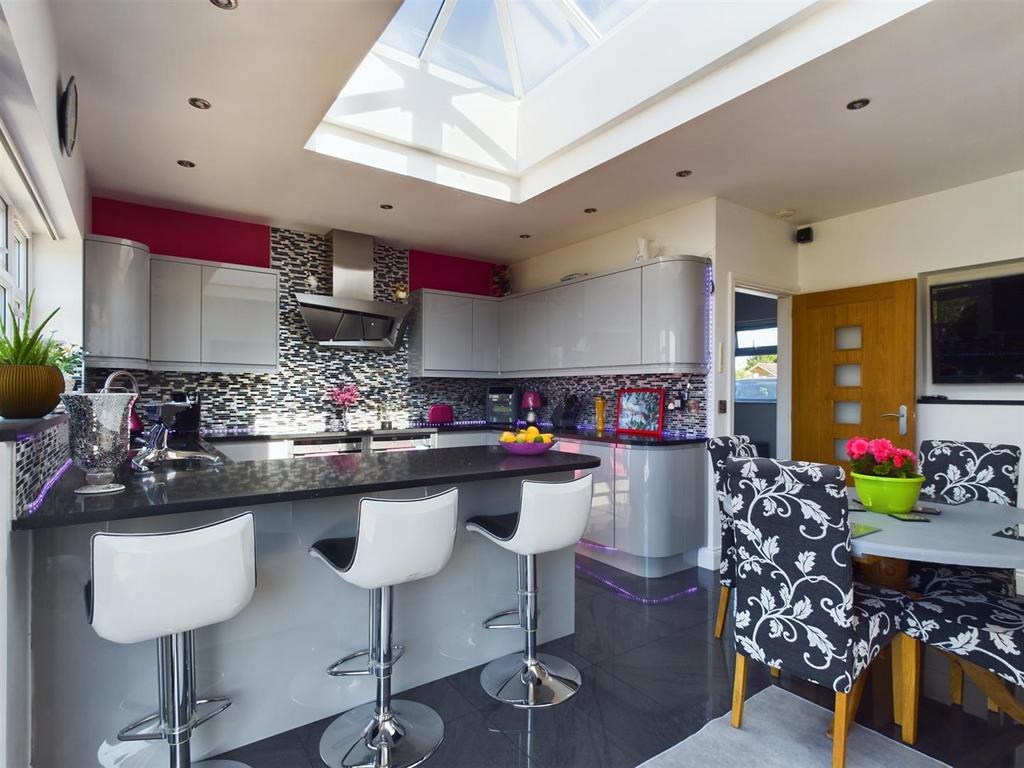 Breakfast Bar