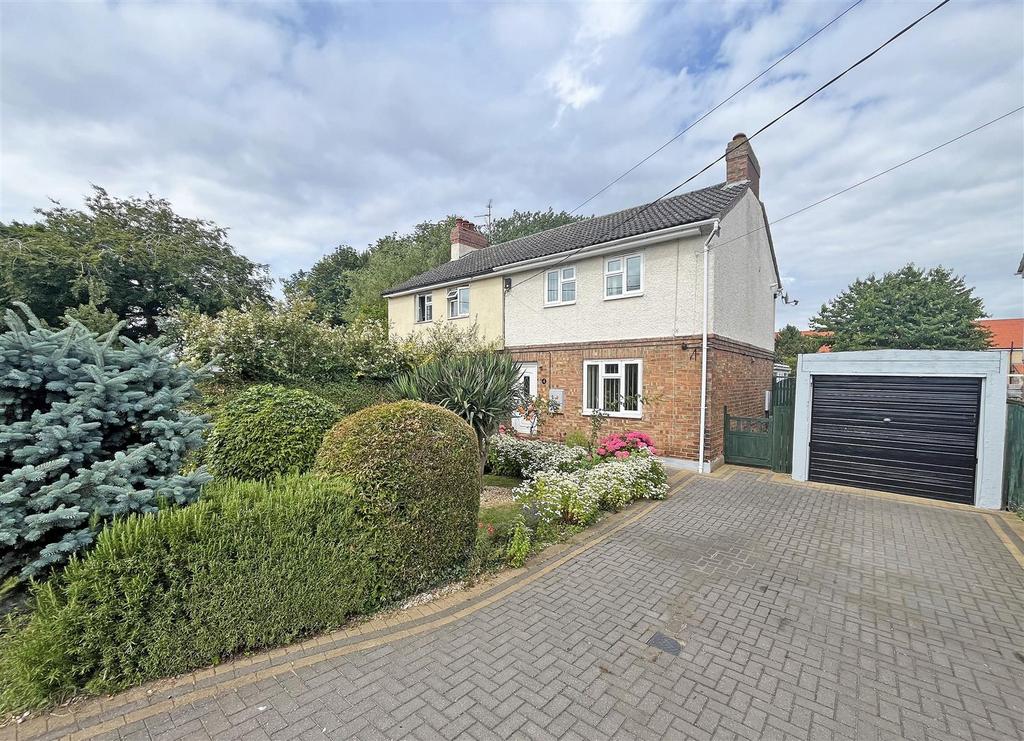 Thorney Road, Peterborough PE6 3 bed semidetached house for sale £