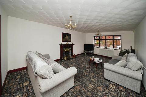 5 bedroom detached house for sale, Kelgate Close, Hull