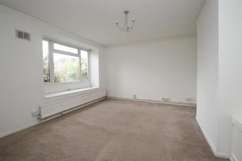 2 bedroom maisonette to rent, Warners End Road, Hemel Hempstead