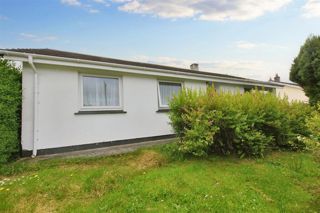 Vivian Park, Camborne 3 bed bungalow for sale £279,950