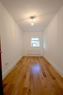 5 bedroom terraced house to rent, Melbourne Road, London E17