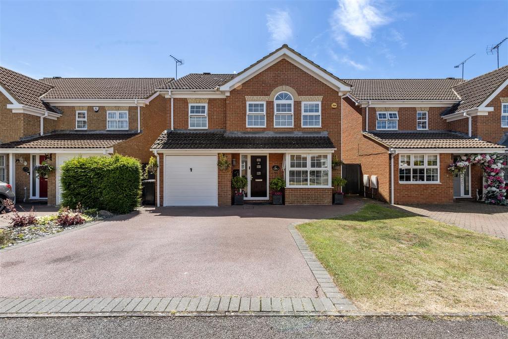 Crabtree Way, Dunstable 4 bed detached house for sale £475,000
