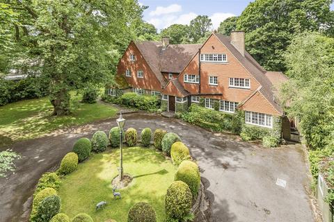 6 bedroom detached house for sale, Heather Close, Kingswood, Surrey