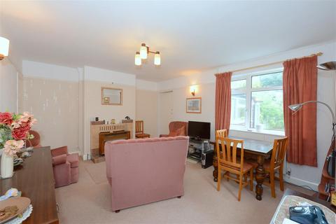 3 bedroom end of terrace house for sale, Meole Crescent, Meole Village, Shrewsbury