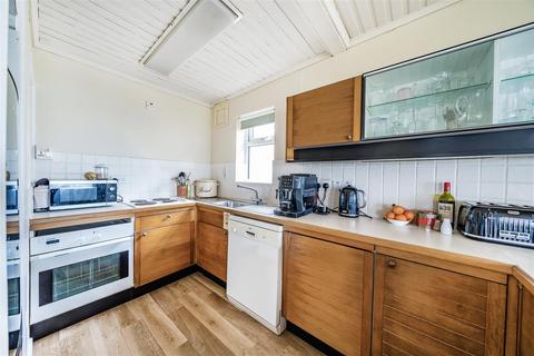 2 bedroom detached bungalow for sale, Chilling Lane, Southampton SO31