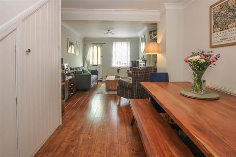 2 Sussex Road, Warley, Brentwood, CM14 5JQ