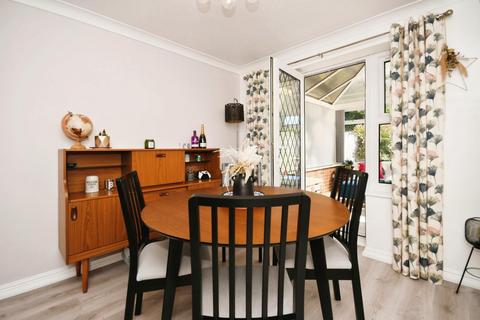 20 Blackthorn Close, Hasland, Chesterfield, S41 0DY
