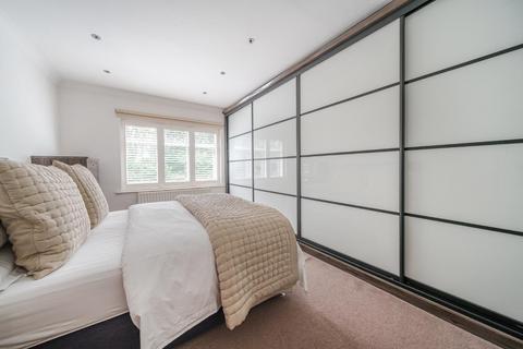 125 Layhams Road, West Wickham, BR4 9HE