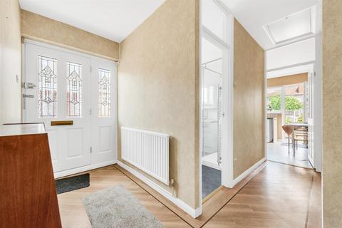 9 Chartwell Close, London, SE9 3UQ