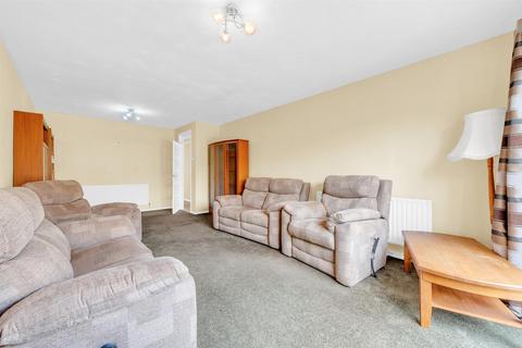 9 Chartwell Close, London, SE9 3UQ