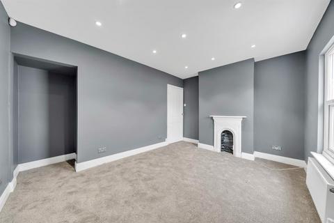 18 Devonshire Road, London, SE9 4QP