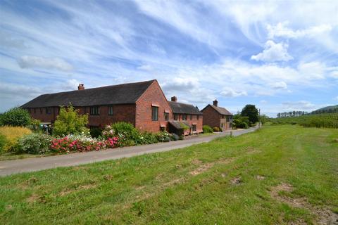 3 bedroom barn conversion for sale, The Norrest, Leigh Sinton, Malvern