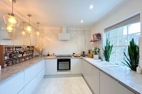 4 bedroom townhouse for sale, Cambridge Road, Ely CB7