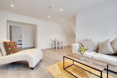 2 bedroom flat for sale, Ferringham Lane, Ferring, Worthing