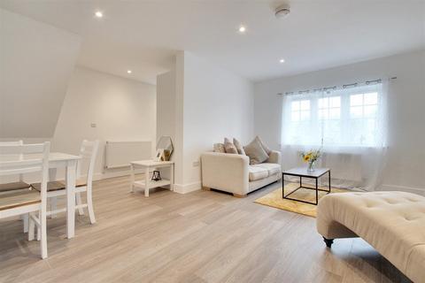 2 bedroom flat for sale, Ferringham Lane, Ferring, Worthing