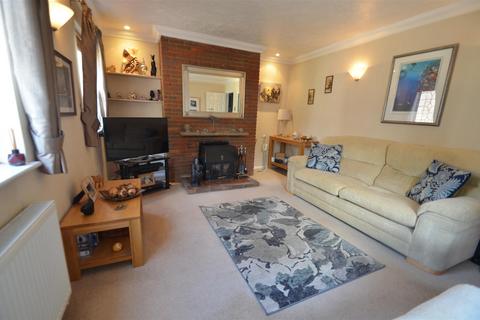 4 bedroom link detached house for sale, Howard Close, Haynes, Bedford