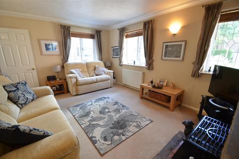 4 bedroom link detached house for sale, Howard Close, Haynes, Bedford