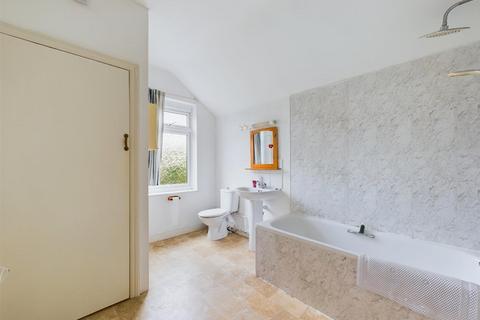 134 Linden Road, Gloucester, GL1 5HT