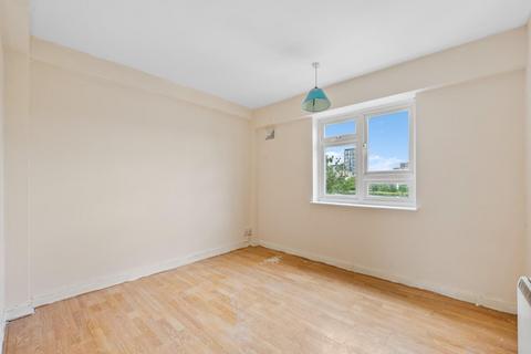 2 bedroom flat for sale, Lordship Road, London, N16